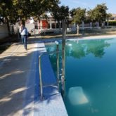 Grúa de piscina Ayuntamiento de Posadas