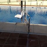 Grúa de piscina CP Rincón de la Victoria