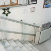 Plataforma Salvaescaleras Cruz Roja de Marbella